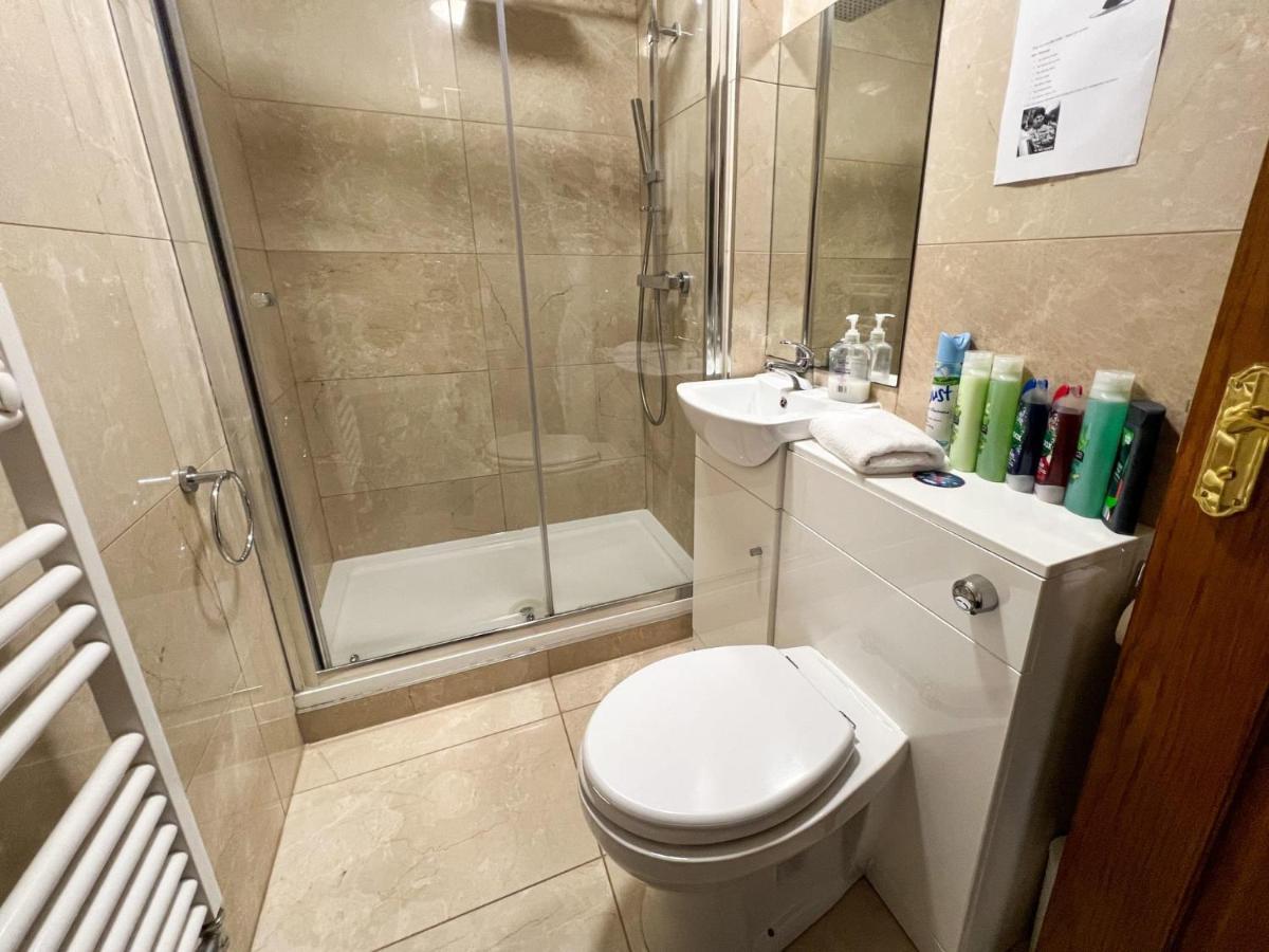 דירות Convenient 2Br Flat Gorgie אדינבורו מראה חיצוני תמונה