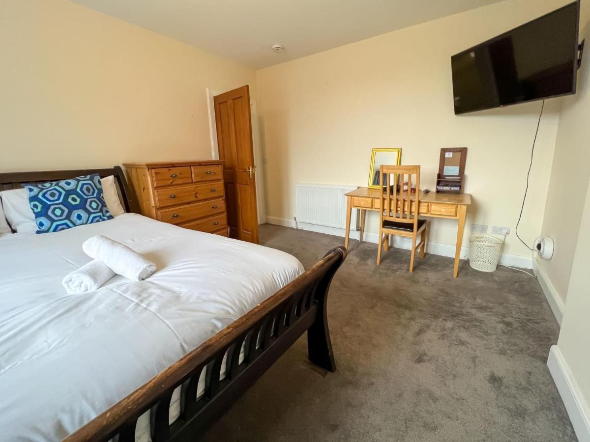 דירות Convenient 2Br Flat Gorgie אדינבורו מראה חיצוני תמונה
