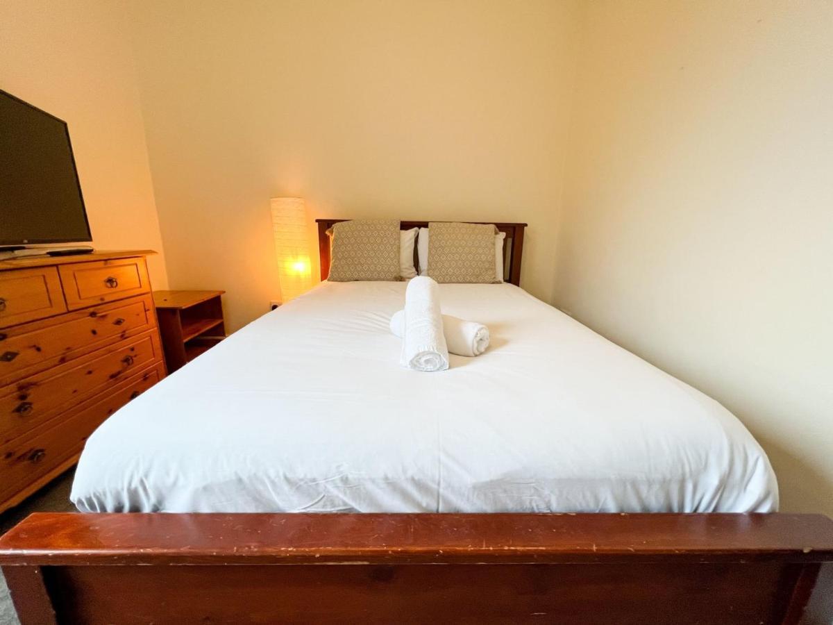 דירות Convenient 2Br Flat Gorgie אדינבורו מראה חיצוני תמונה